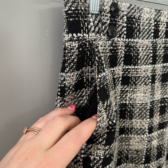 NWOT Veronica Beard Tweed Skirt Arezzo Crystal-embellished Mini
Skirt Size 4 - Picture 4 of 8